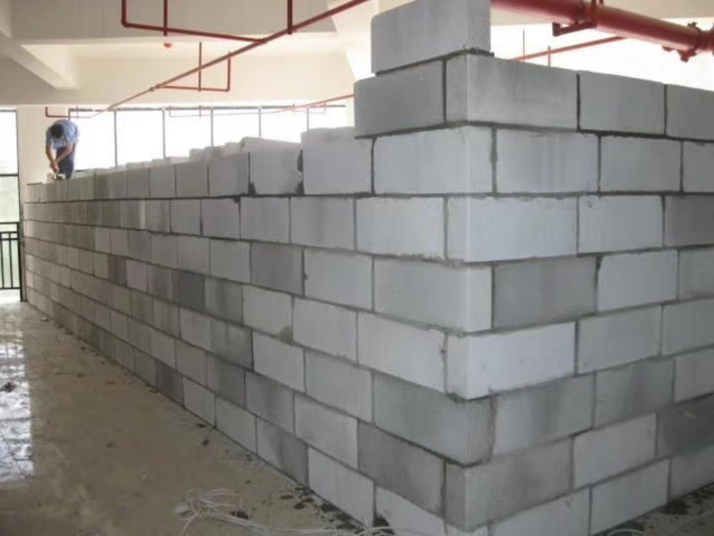 通渭蒸压加气混凝土砌块承重墙静力和抗震性能的研究